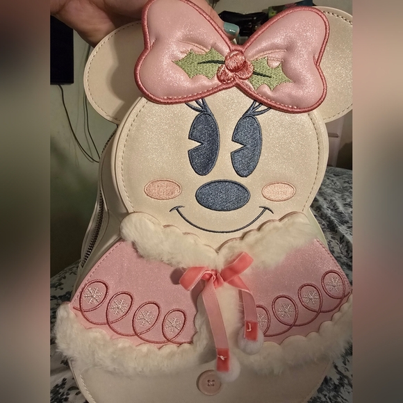 Minnie Mouse Snowman Backpack RARE - Picture 2 of 11
